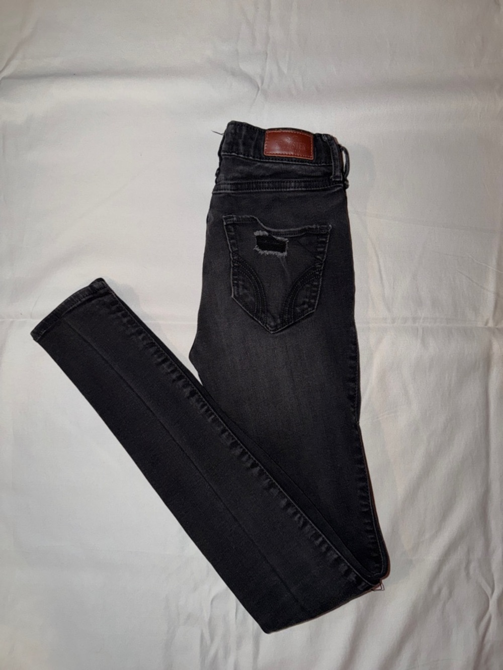 Hollister Black Distressed High Rise Super Skinny‎ Jeans